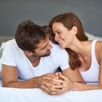 Σεξ μετά τα 40: Μπορεί να σε εκπλήξει ευχάριστα