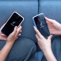 Το TikTok γίνεται ταξιδιωτικός πράκτορας; To 43 % των νέων το συμβουλεύεται