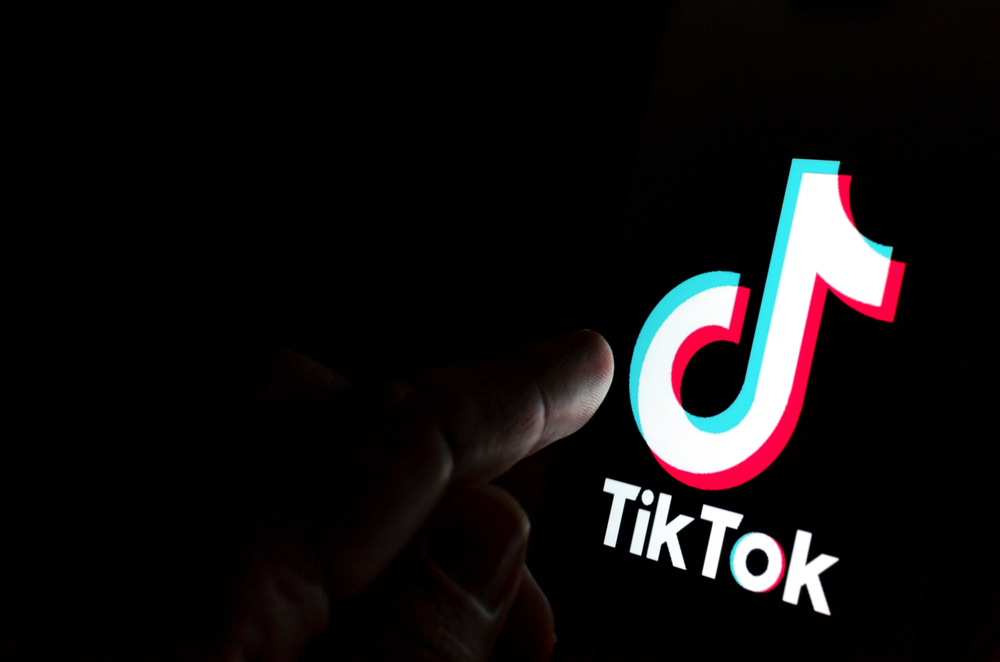Social Media: Ρισκάρουν τη ζωή τους για το τέλειο «κλικ»