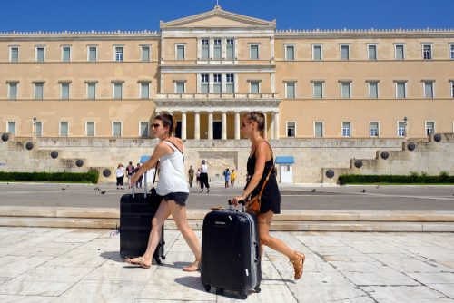Καιρός: Πέφτει η θερμοκρασία σήμερα, Τρίτη – Αναλυτική πρόγνωση