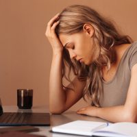 Work-life balance: Αποβάλλεται το άγχος της δουλείας με τη μέθοδο STOP;