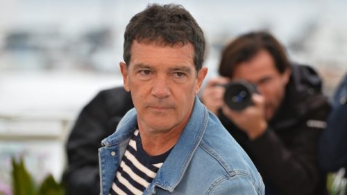 Αντόνιο Μπαντέρας: «Συγχαίρω τον εαυτό μου που παρέμεινα νέος», λέει ο 65χρονος