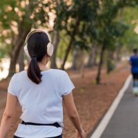 Ιαπωνικό περπάτημα: Εξελίσσεται στο «μυστικό» μακροζωίας της καρδιάς