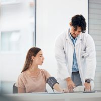 Πέφτει η πίεσή μας: Τι να κάνουμε για να ανέβει