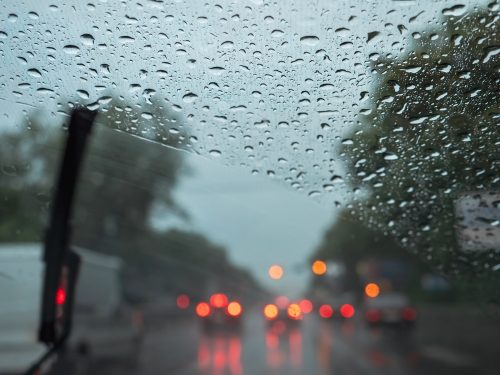 Αλλάζει το σκηνικό του καιρού με καταιγίδες – Πού θα «χτυπήσουν»;