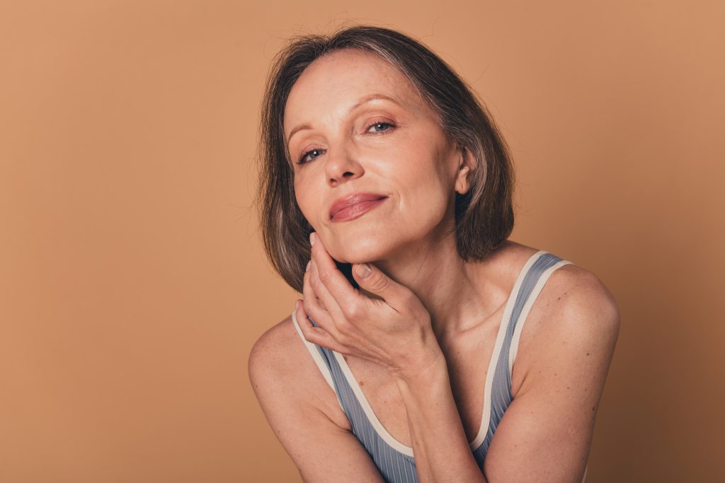 Ώριμη επιδερμίδα: Τα απόλυτα makeup tips για να δείχνει πιο «γεμάτη»