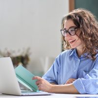 «Job hugging»: Χρησιμοποίησε τη νέα τάση υπέρ σου