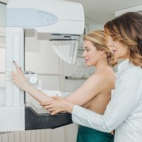 Μαστογραφία: Μην αμελείς την πρώτη προληπτική – σώζει ζωές!