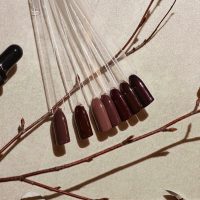 Nutmeg: Η απόχρωση που θα δώσει ένα πολυτελές στιλ στα μανικιούρ σας