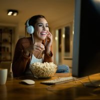 Binge-watching: Κι όμως σου κάνει καλό