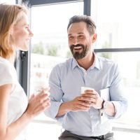 Μπορεί μια σύντομη κουβέντα να αλλάξει τη μέρα σας;