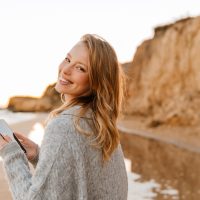 Toasted beige: Το hair color που είναι σούπερ για το φθινόπωρο