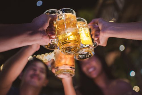 Μαρκ Ράφαλο: Έσωσε τον Γούντι Χάρελσον από ξυλοδαρμό σε μπαρ