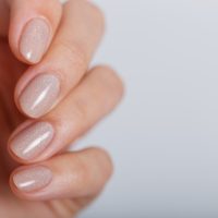 Chiffon nails: Η πιο chic εκδοχή των nude μανικιούρ