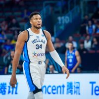 Γιάννης Αντετοκούνμπο: Το ψηλότερο… μίνιον στον κόσμο