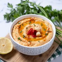 Χούμους με πιπεριά Φλωρίνης