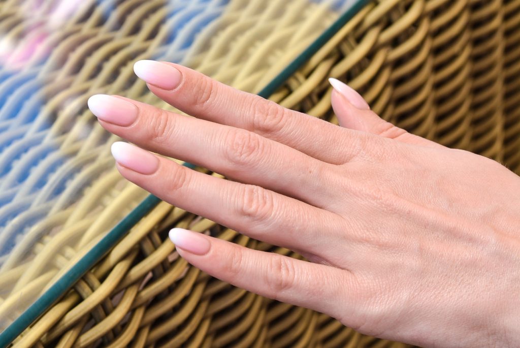 5 μύθοι για τα νύχια από μια διάσημη nail artist
