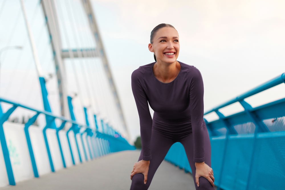 Δοκιμάστε το «movement snacking»: Μικρές κινήσεις που φέρνουν μεγάλες αλλαγές