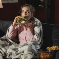 Φαγητό το βράδυ: Τα μυστικά για να σταματήσεις το τσιμπολόγημα