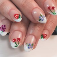 Γαλλικό μανικιούρ με print: Τα nail designs που αξίζει να δοκιμάσετε