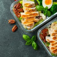 Πρωτεΐνη στο πιάτο: Πώς φαίνονται 100 γραμμάρια στην πράξη;