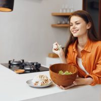 Τρώμε όσο τρώγαμε και αδυνατίζουμε: Γίνεται; Κι όμως, γίνεται!