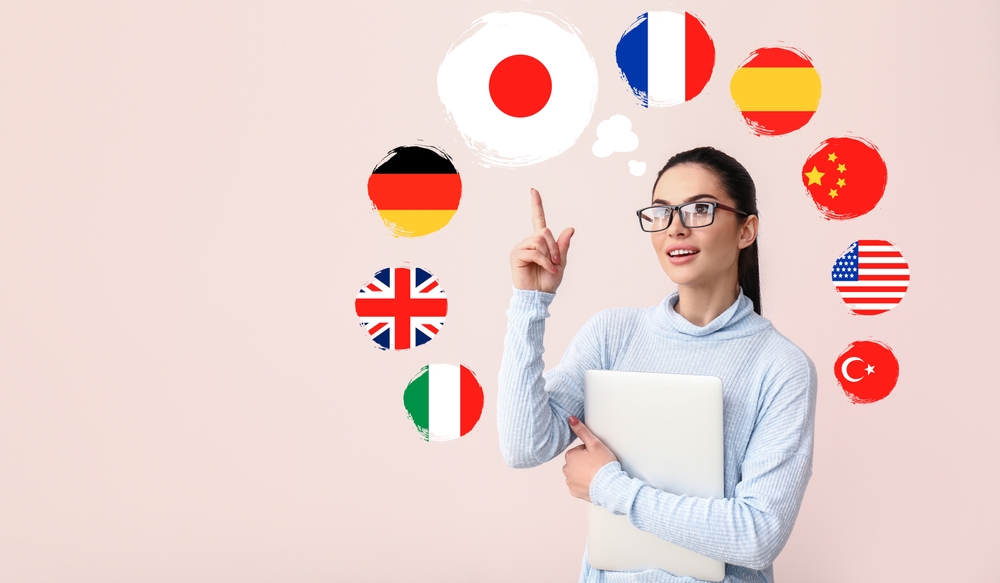 Ξένες γλώσσες: Όσο πιο πολλές ξέρουμε, τόσο νεότεροι δείχνουμε