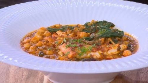 Μπακαλιάρος με ρεβίθια και κάρυ