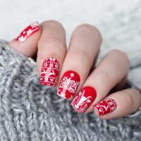 Snowflake nails: Το πιο chic mani trend της σεζόν