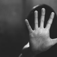 Νέα έκθεση ΠΟΥ: 840 εκατομμύρια γυναίκες έχουν υποστεί βία