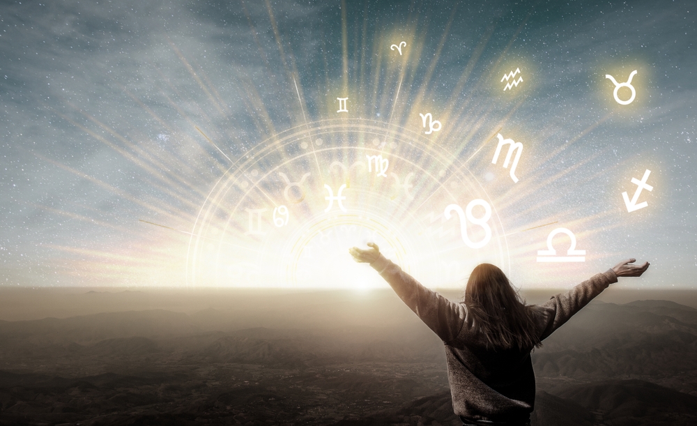 Τα ζώδια σήμερα: Μην επηρεαστείς από τα νεύρα και την ένταση που παρατηρείς γύρω σου
