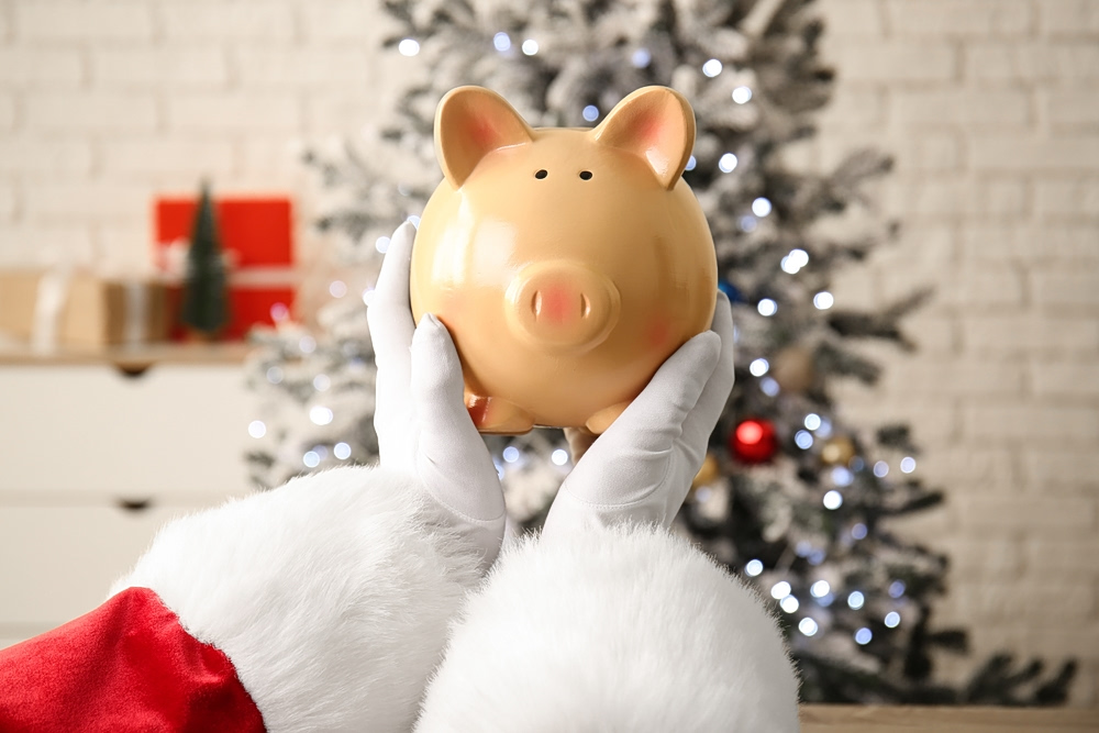 Οι ενήλικες ζητούν από τον Άγιο Βασίλη να πληρώσει τους λογαριασμούς τους