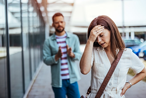 Αποχώρηση: Γιατί φεύγεις πραγματικά;
