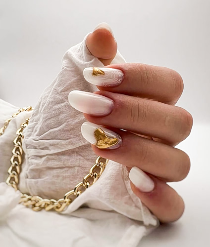 gold almond nails