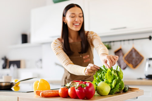 Σπατάλη τροφίμων: Βιώσιμες πρακτικές που όλοι μπορούμε να υιοθετήσουμε