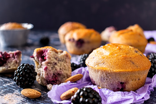 Σπιτικά μάφινς με βατόμουρα