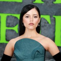 Τζένα Ορτέγκα για την τεχνητή νοημοσύνη: «Η ανθρωπότητα έχει μια τάση να το παρακάνει με ό,τι αγγίζει»»