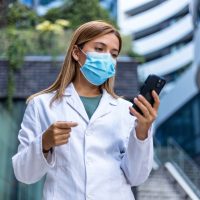 Η «σούπερ γρίπη» απειλεί τα ευρωπαϊκά συστήματα υγείας