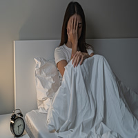 Αϋπνίες: Πώς συνδέονται με το εντερικό μικροβίωμα;