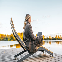 Workation: Ωφελεί πραγματικά τον εργαζόμενο;