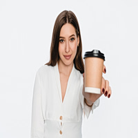 Espresso Brunette: Το πιο trending χρώμα μαλλιών και πώς θα το υιοθετήσετε