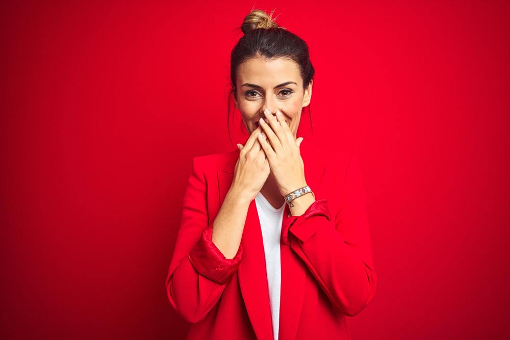 Γέλιο την πιο ακατάλληλη στιγμή; Η επιστήμη δίνει τη λύση