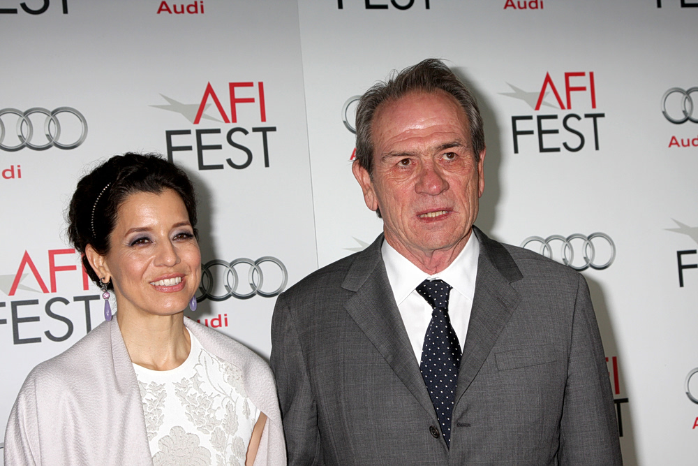 Τόμι Λι Τζόουνς: Η 34χρονη κόρη του εντοπίστηκε νεκρή στις αρχές του 2026