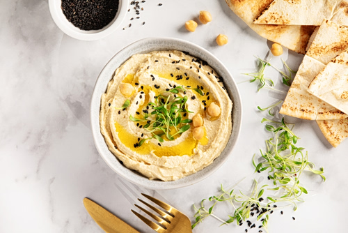 Έμπνευση η μεσογειακή διατροφή: 3 +1 υγιεινά και χορταστικά σνακ