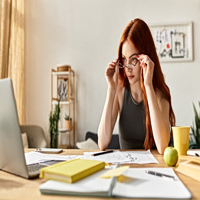 “Aspirational clutter”: Όταν η ακαταστασία «κουβαλά» τις ανεκπλήρωτες εκδοχές μας