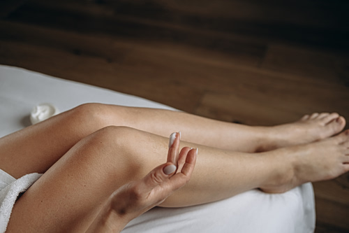 Έχετε ξηροδερμία στις κνήμες; 5 bodycare tips για να υιοθετήσετε