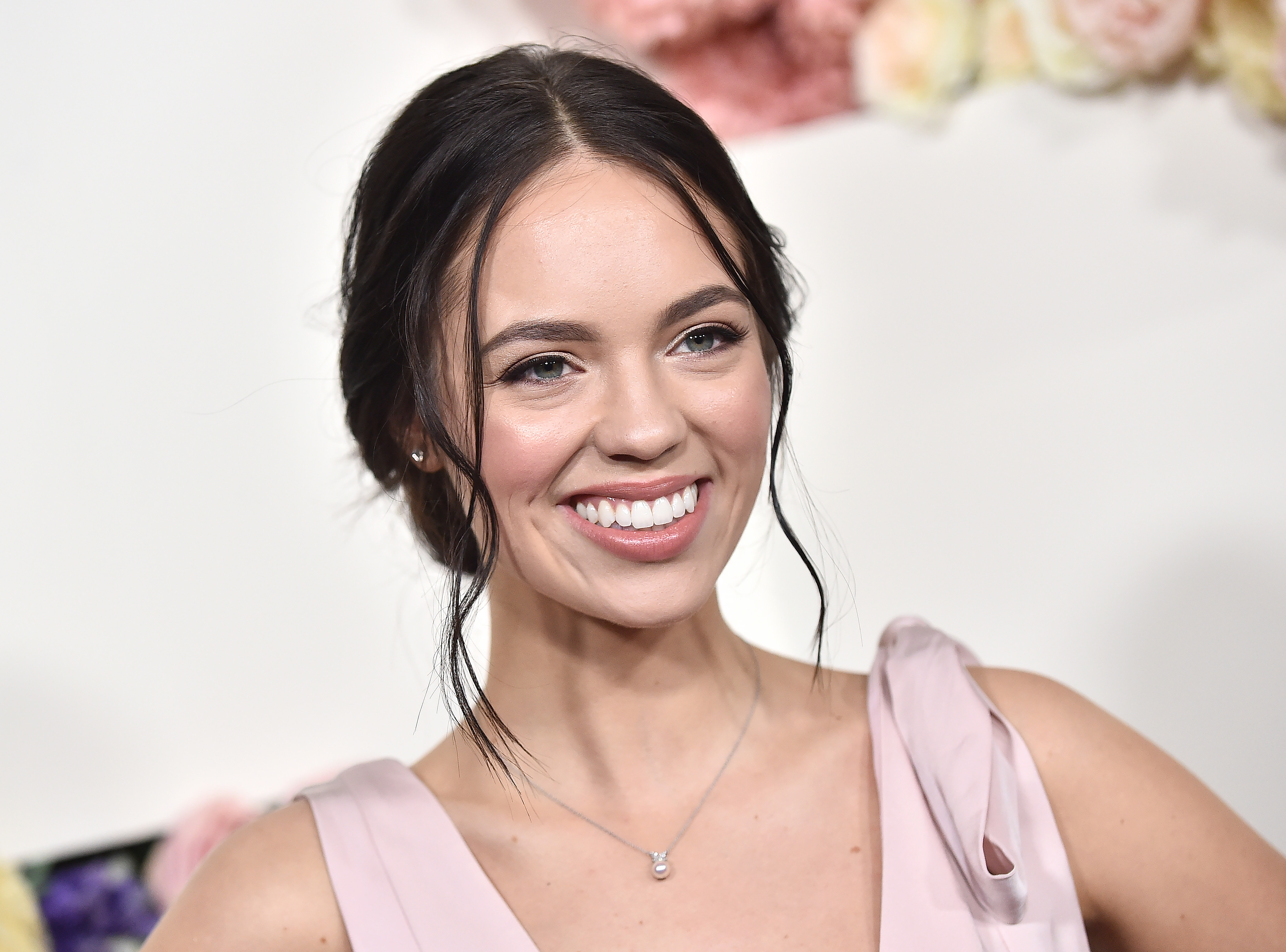 Prada blowout: Πώς θα το πετύχετε βήμα-βήμα