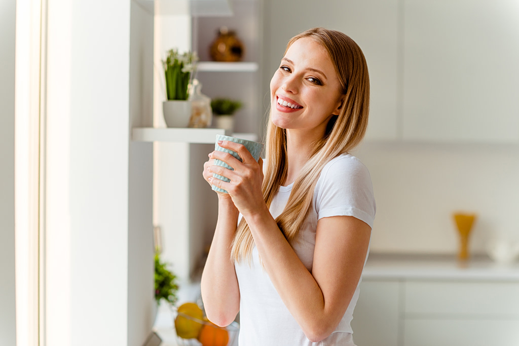 Η πρωινή ρουτίνα που θα σας φτιάξει τη μέρα