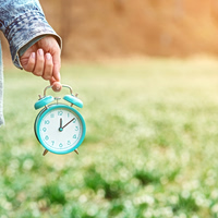 Αλλαγή ώρας: Πότε χάνουμε μία ώρα ύπνου και τι σημαίνει για την υγεία μας