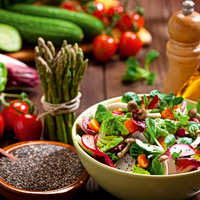 Ανοιξιάτικη ανάμεικτη σαλάτα